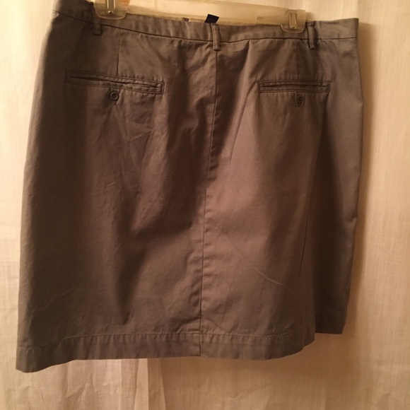 Gap skirt...grey khaki color - Picture 4 of 6